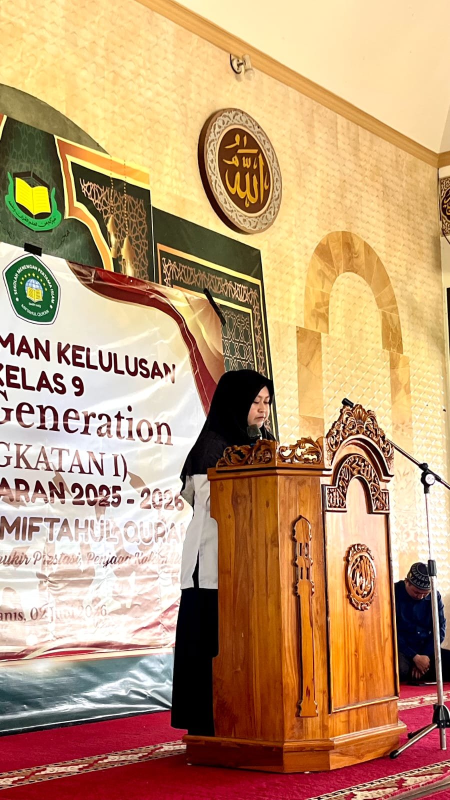 Ibu Justika Ainun Mufti, M.Pd., Gr. Saat menjadi Panitia Kelulusan TP. 2025-2026