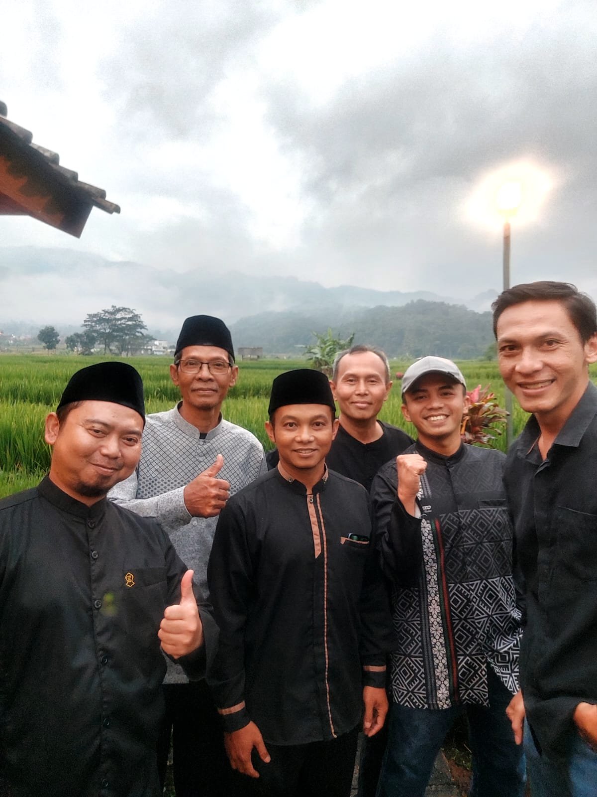 Foto bersama kepala sekolah swasta Wil. Tasik Utara